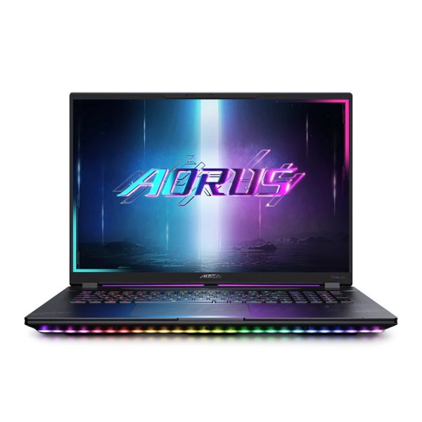 GIGABYTE AORUS MASTER 18 AM8H gaming laptop with Intel Core Ultra 9 275HX, RTX 5090 24GB and 18-inch WQXGA 240Hz display.